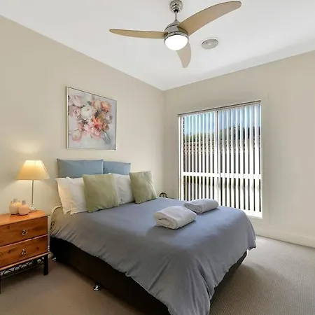 Spacious 2 Bed, 2 Bath Villa, Cbd Location Orange Exterior photo