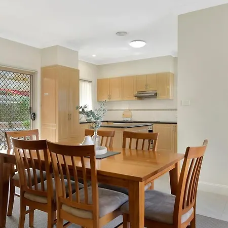 Spacious 2 Bed, 2 Bath Villa, Cbd Location Orange Exterior photo