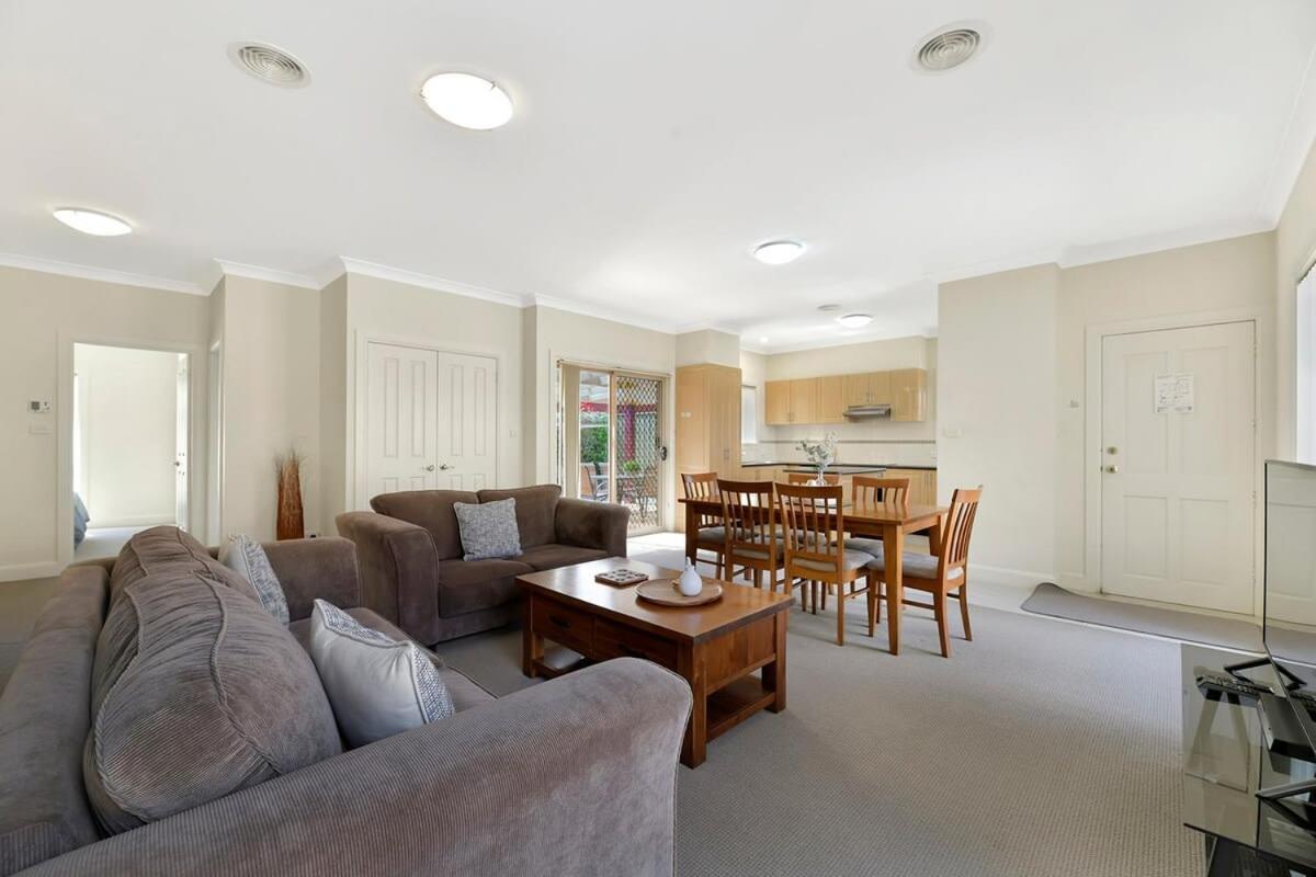 Spacious 2 Bed, 2 Bath Villa, Cbd Location Villa