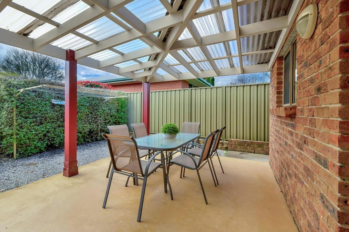 Spacious 2 Bed, 2 Bath Villa, Cbd Location Villa Orange
